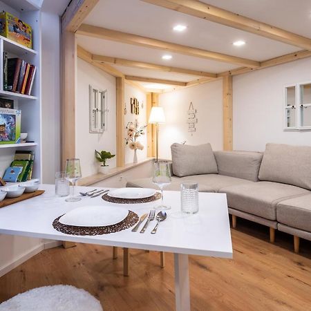 Studio Apartment Lion Portorose Exteriör bild