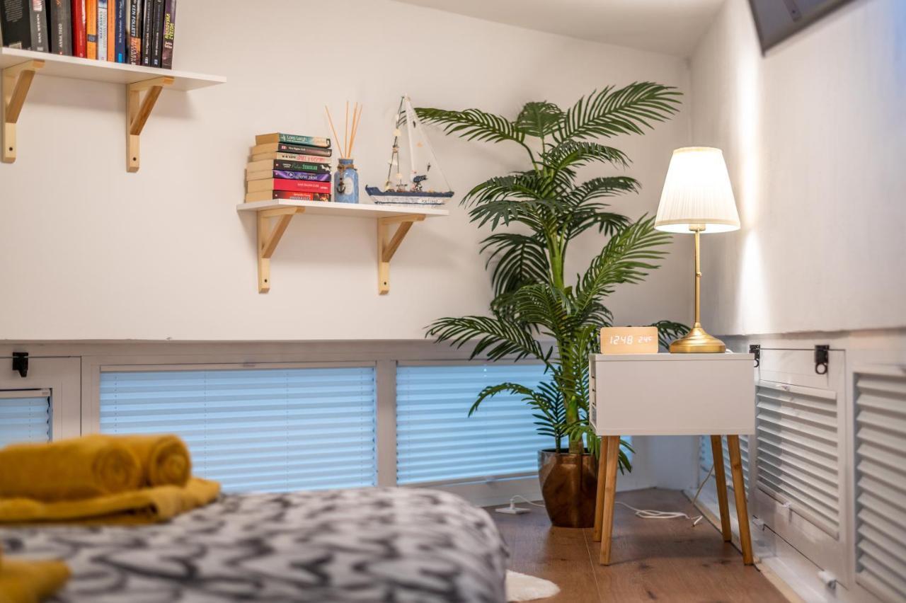 Studio Apartment Lion Portorose Exteriör bild