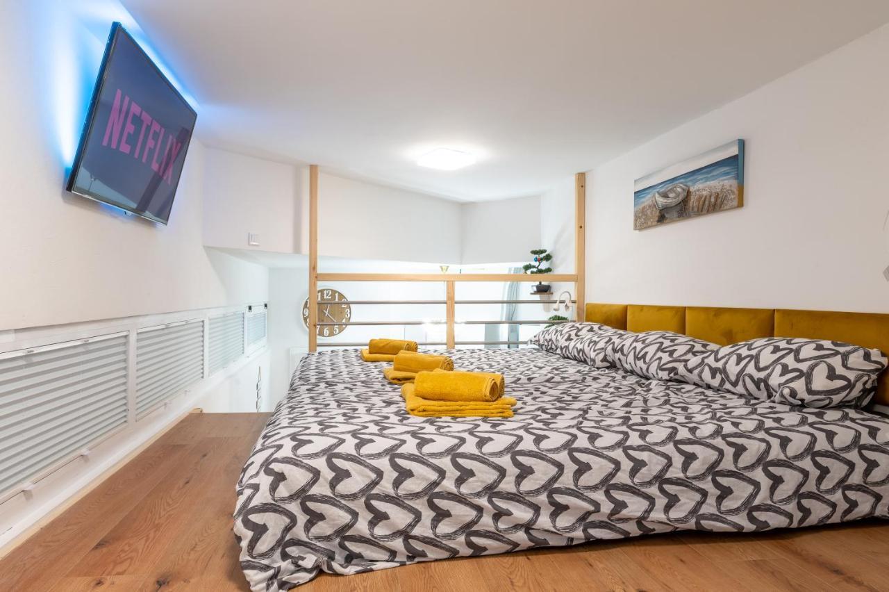 Studio Apartment Lion Portorose Exteriör bild