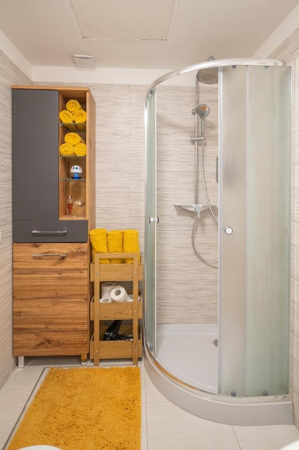 Studio Apartment Lion Portorose Exteriör bild